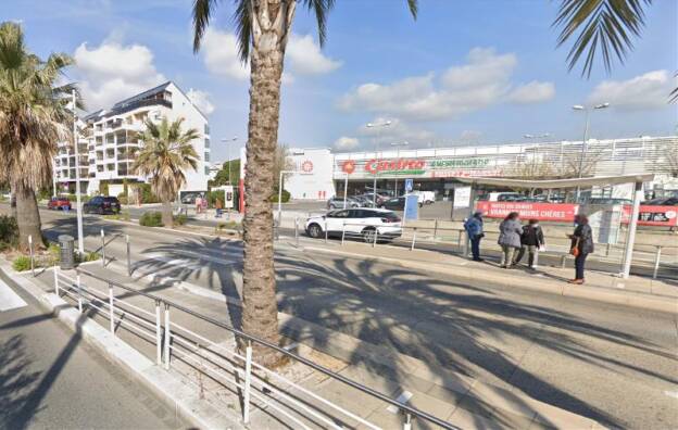 VENTE FONDS DE COMMERCE – BAR CANNES LA BOCCA 4726