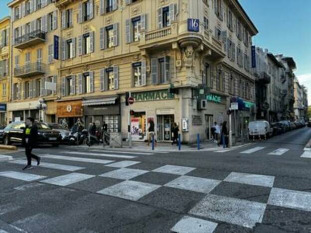 A VENDRE DROIT AU BAIL NICE CENTRE VILLE 5605