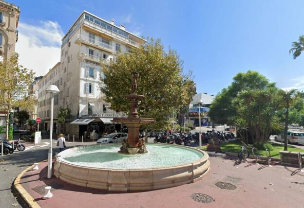 A VENDRE FONDS DE COMMERCE CANNES CENTRE 5536