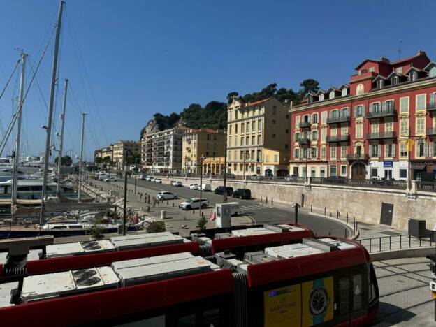 A VENDRE RESTAURANT PORT DE NICE 5485